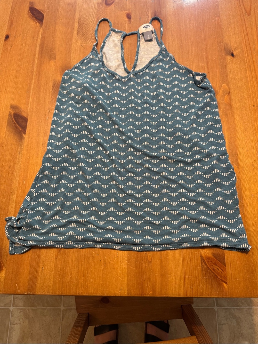 Old Navy Teal Wave-Print Racerback Tank Top